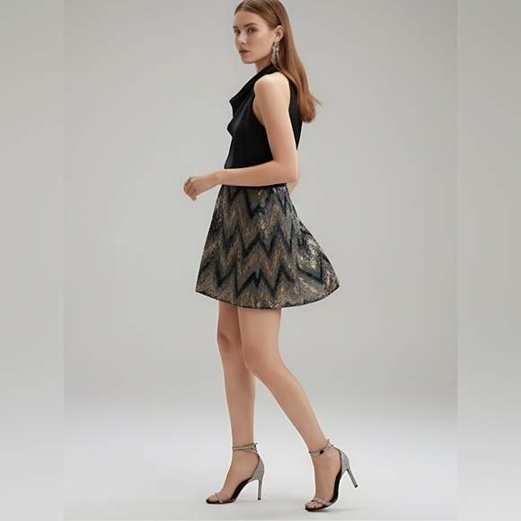 SEQUIN CHEVRON PATTERN SKIRT - Picture 2 of 8